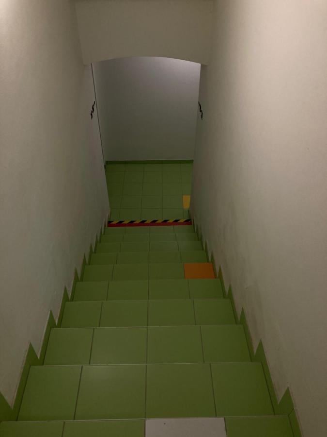 Albergue Capsule Zizkov Tower Praga